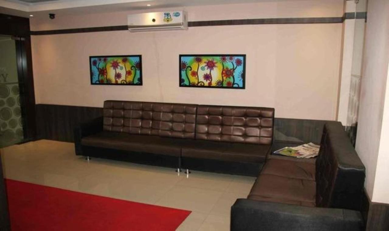 Fabhotel Smack Residency Ченнаи Экстерьер фото