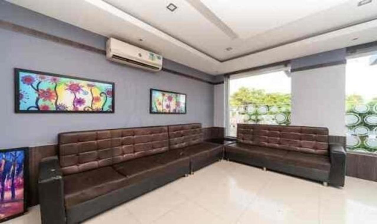 Fabhotel Smack Residency Ченнаи Экстерьер фото